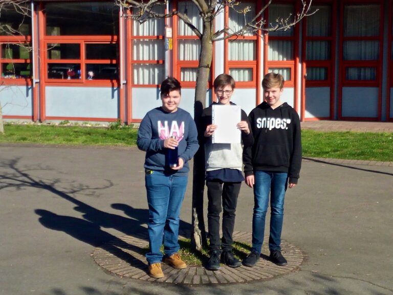 Schueler experimentieren Titel 2019 reduziert